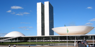 Lula assina MP revogando reoneração da folha de pagamento