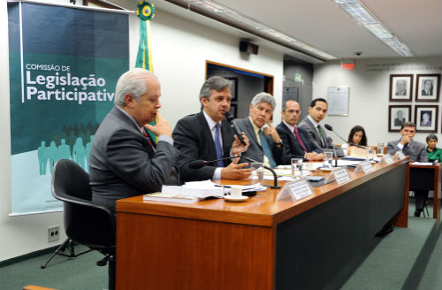 Jobim Camara direito de resposta interna