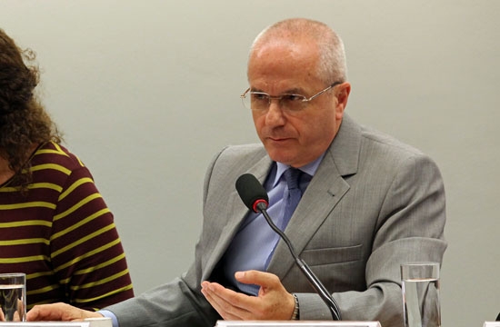 Diretor-geral defende regulação de direito autoral na internet